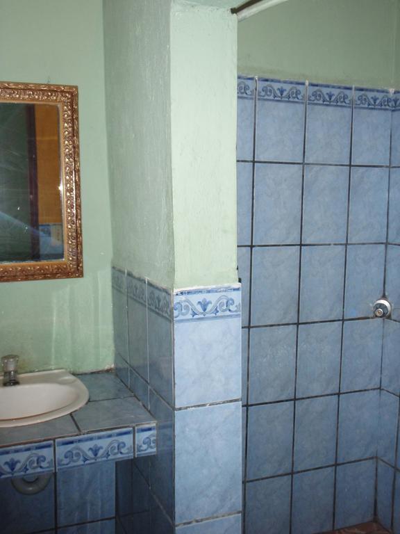 Guest House Posada Ixchel El Remate Ruang foto